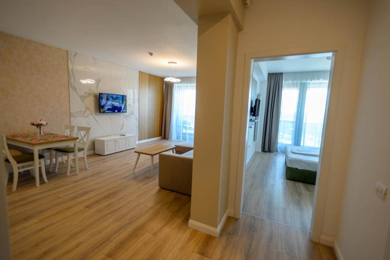 Plazza Mamaia Nord Aparthotel Navodari Exterior photo