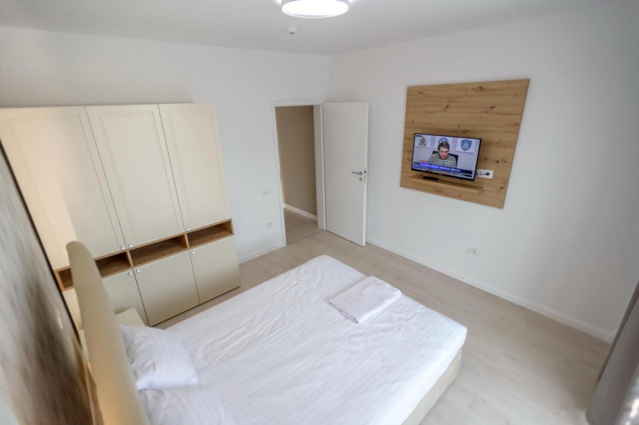 Plazza Mamaia Nord Aparthotel Navodari Exterior photo