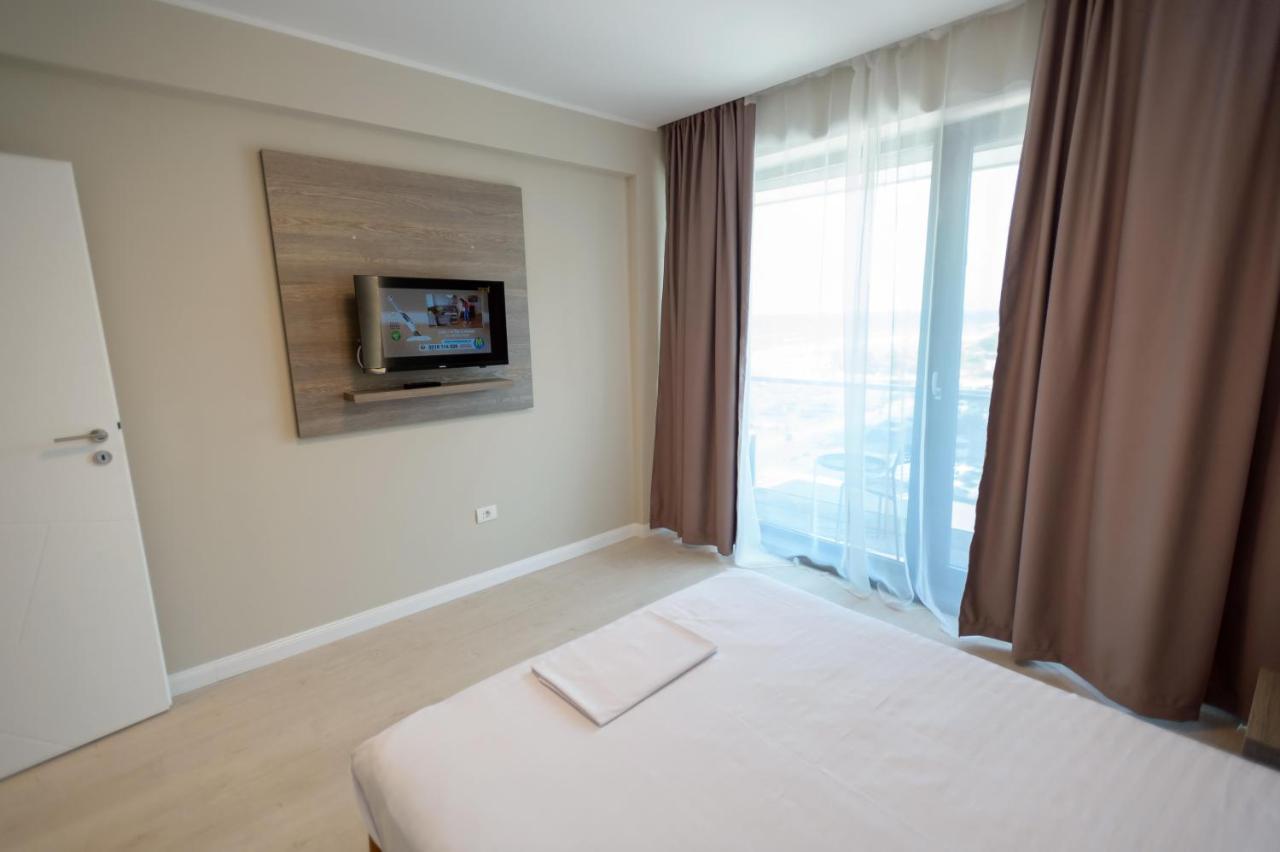 Plazza Mamaia Nord Aparthotel Navodari Exterior photo