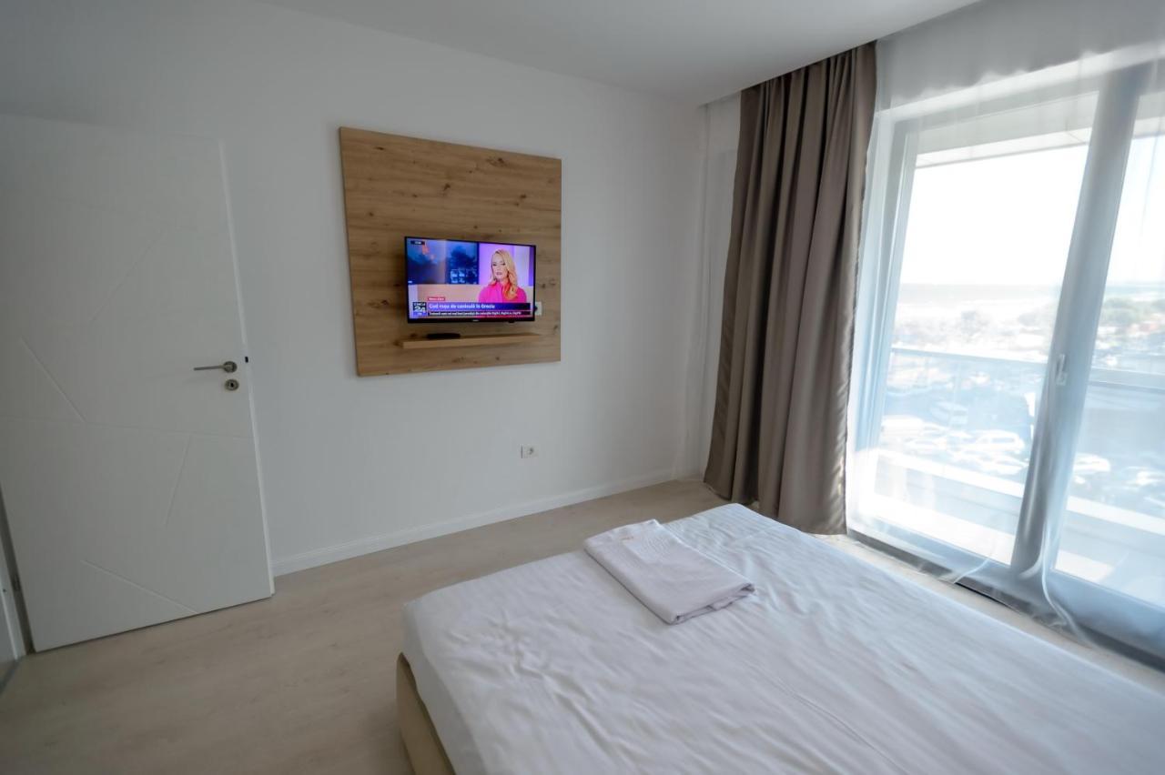 Plazza Mamaia Nord Aparthotel Navodari Exterior photo