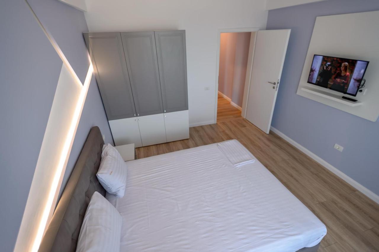 Plazza Mamaia Nord Aparthotel Navodari Exterior photo