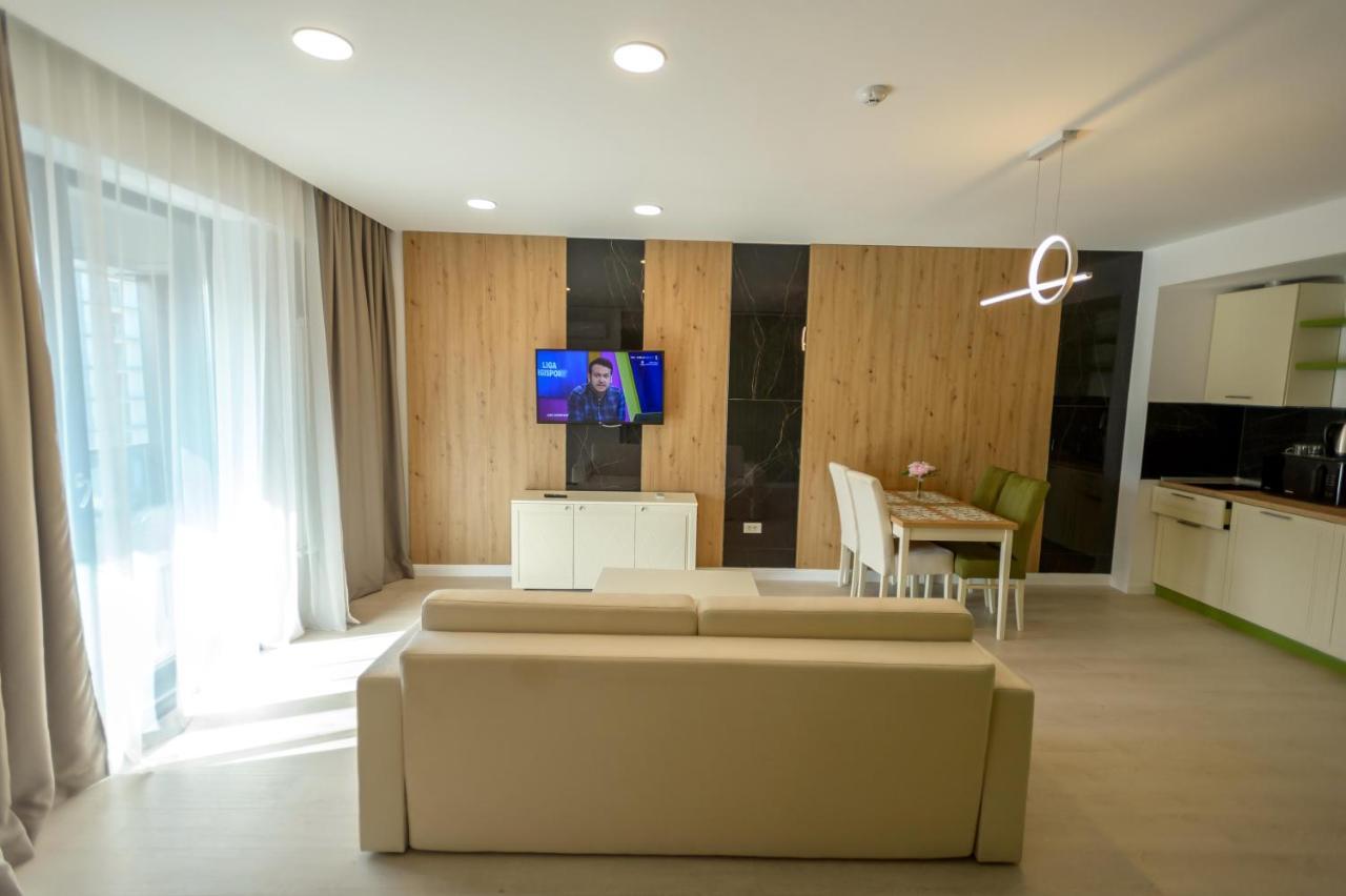 Plazza Mamaia Nord Aparthotel Navodari Exterior photo